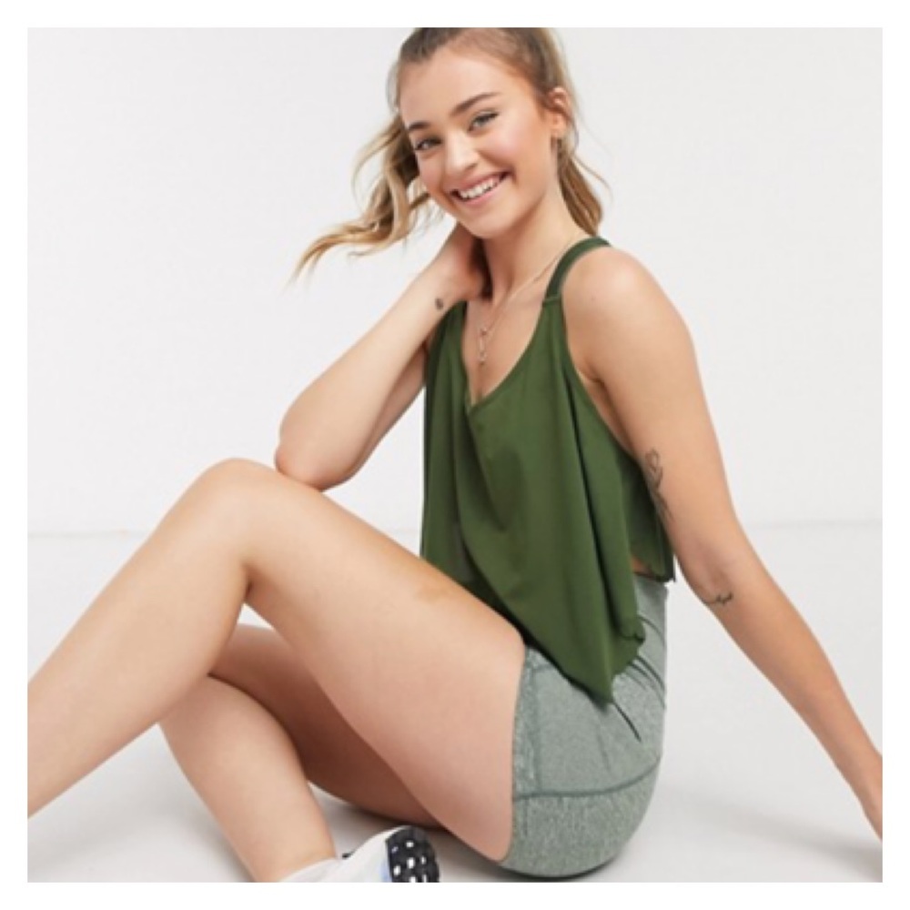 🍄Free People Movement Pretty Lil Running Tank - Picture 3 of 7